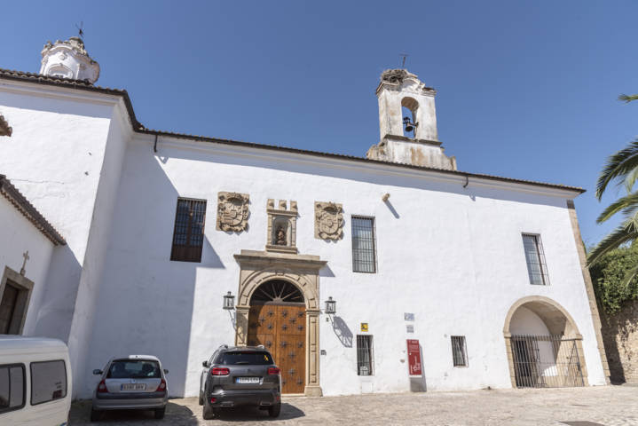 63 - Caceres - Trujillo - palacio Chaves Mendoza - convento Franciscanos Conservantes